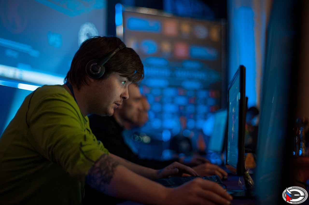 Участниками турнира по Dota 2 стали 1500 киберспортсменов