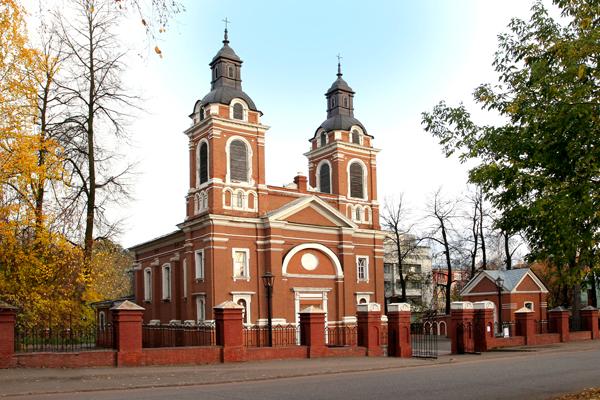 Кировские католики не смогли решить с властями вопрос об использовании Александровского костела