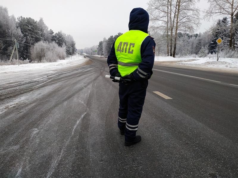 В Кирове произошло ДТП со скорой помощью: два человека пострадали